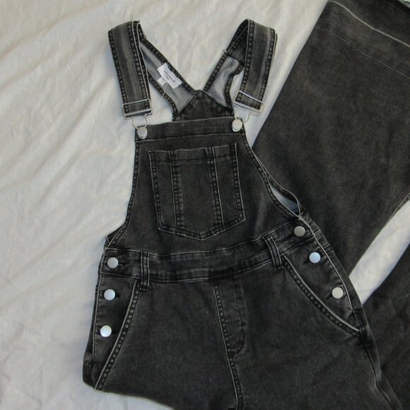 Women's Black Denim Overalls - Picture 4 of 6